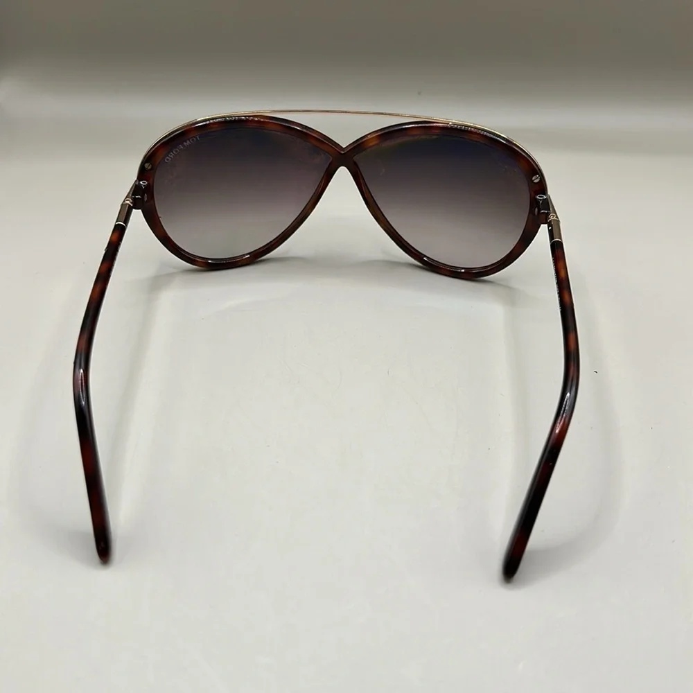 Tom Ford TF 454 52K 64•5 Aviator Gradient Sunglasses - Women’s - Picture 5 of 8